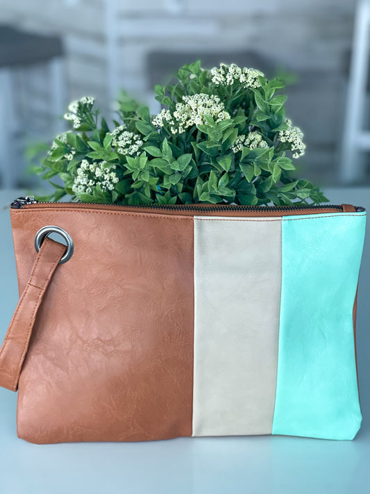 Hint Of Spring Clutch "Mint"